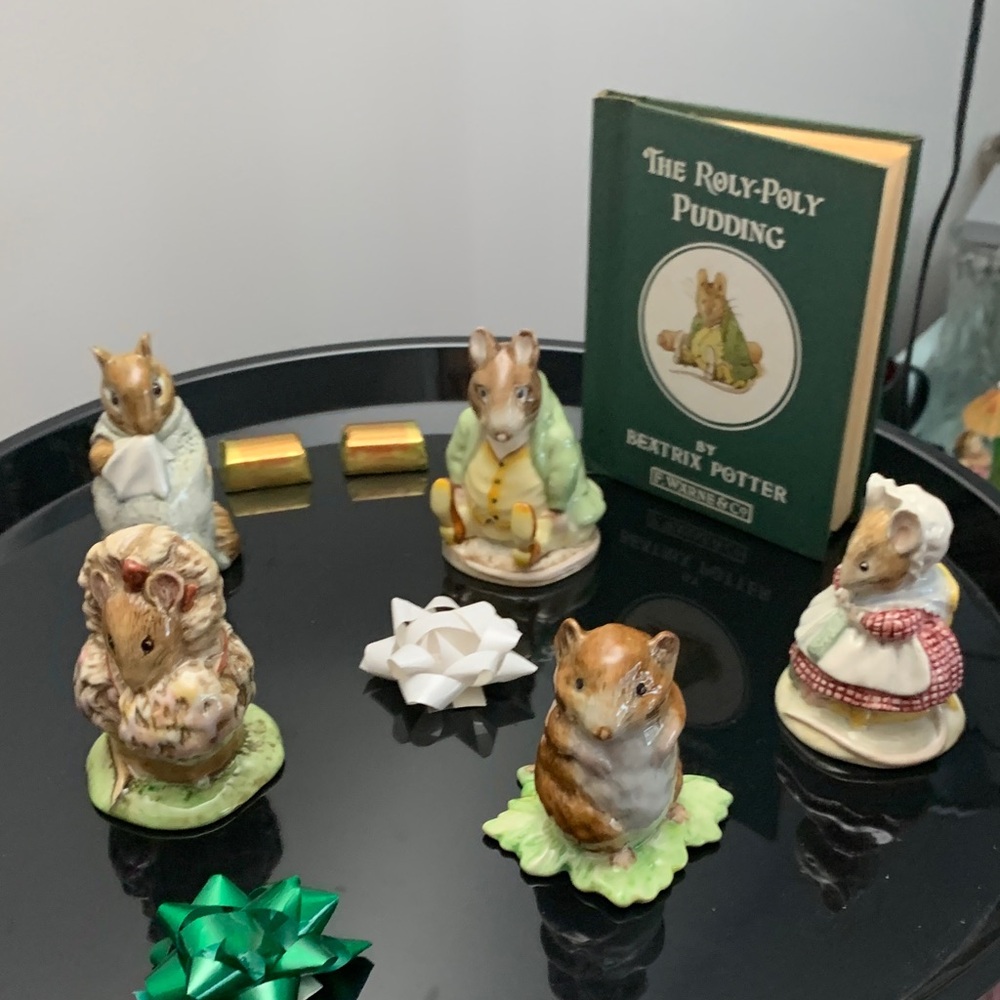 Royal Doulton's Beatrix Potter 5 Adorable Mice & 1 Fabulous Classic Story Tale